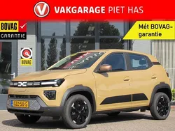 Bruin Nieuw 2025 Dacia Spring Extreme Hatchback | € 17.900