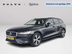 Zwart Gebruikt 2021 Volvo V60 Momentum Stationwagen | € 18.900 (Goede deal)