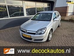 Grijs Gebruikt 2005 Opel Astra Enjoy Hatchback | € 1.940 (Eerlijke prijs)