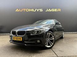 Zwart Gebruikt 2016 BMW 330e Executive Sedan | € 15.950 (Goede deal)