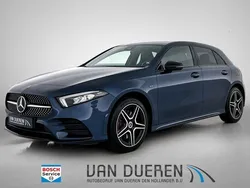 Blauw Gebruikt 2020 Mercedes A250 AMG line Hatchback | € 26.450 (Goede deal)