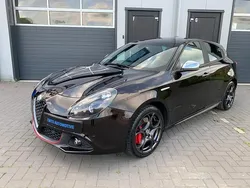 Zwart Gebruikt 2017 Alfa Romeo Giulietta Super Hatchback | € 13.499 (Eerlijke prijs)