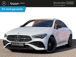 Wit, metallic lak Gebruikt 2024 Mercedes CLA180 AMG line Sedan | € 49.900