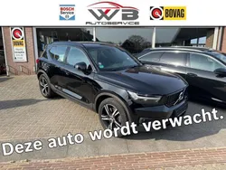 Zwart, metallic lak Gebruikt 2020 Volvo XC40 R-Design SUV | € 28.995 (Eerlijke prijs)