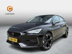 Zwart Gebruikt 2023 Cupra Leon Hatchback | € 29.000 (Eerlijke prijs)