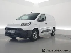 Wit Nieuw 2025 Toyota Proace City Van | € 24.950