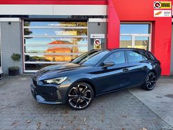 Grijs Gebruikt 2022 Cupra Leon VZ Stationwagen | € 24.950 (Goede deal)