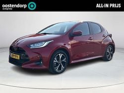 Rood Gebruikt 2024 Toyota Yaris Hybrid Hatchback | € 25.945 (Eerlijke prijs)