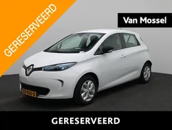 Ijswit 369 Gebruikt 2019 Renault Zoe Life Hatchback | € 9.940 (Eerlijke prijs)