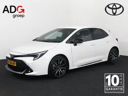 Wit Gebruikt 2023 Toyota Corolla Hybrid Sport Hatchback | € 29.996 (Eerlijke prijs)