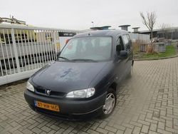 Blauw Gebruikt 2001 Peugeot Partner Van | € 499 (Super prijs)