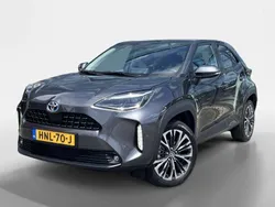 Grijs Gebruikt 2022 Toyota Yaris Cross Executive SUV | € 29.595 (Eerlijke prijs)