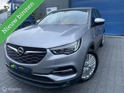 Grijs Gebruikt 2017 Opel Grandland X SUV | € 13.899 (Eerlijke prijs)