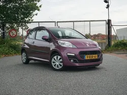 Paars Gebruikt 2013 Peugeot 107 Active Hatchback | € 3.750 (Eerlijke prijs)