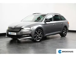 Grijs, metallic lak Gebruikt 2023 Skoda Superb SportLine Stationwagen | € 36.900