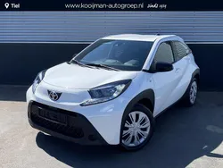 Wit Gebruikt 2024 Toyota Aygo Play Hatchback | € 19.900 (Goede deal)