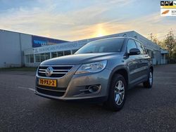Grijs Gebruikt 2011 VW Tiguan Comfortline SUV | € 5.450 (Eerlijke prijs)