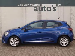Blauw Gebruikt 2020 Renault Clio V Zen Hatchback | € 9.400 (Eerlijke prijs)