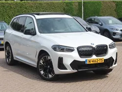 Wit, metallic lak Gebruikt 2021 BMW iX3 Executive SUV | € 38.950 (Eerlijke prijs)