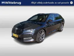Zwart, metallic lak Gebruikt 2020 Skoda Superb Business Line Stationwagen | € 28.950 (Iets duurder)