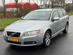 Grijs Gebruikt 2008 Volvo V70 Momentum Stationwagen | € 2.999 (Super prijs)