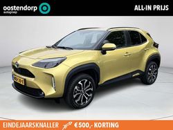 Geel Gebruikt 2023 Toyota Yaris Cross SUV | € 27.850 (Goede deal)