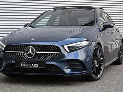 Blauw Gebruikt 2022 Mercedes A180 AMG line Hatchback | € 32.950 (Eerlijke prijs)