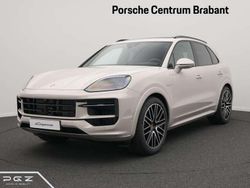 Cashmere beige metallic Gebruikt 2024 Porsche Cayenne S E-Hybrid SUV | € 189.437