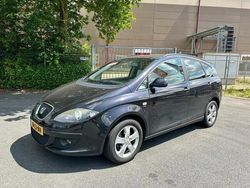 Zwart, metallic lak Gebruikt 2007 Seat Altea XL MPV | € 2.549 (Eerlijke prijs)
