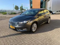 Grijs Gebruikt 2016 Ford Focus Titanium Stationwagen | € 9.740 (Super prijs)