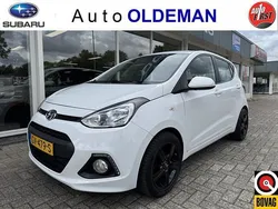 Wit Gebruikt 2015 Hyundai i10 Comfort Hatchback | € 7.499 (Eerlijke prijs)