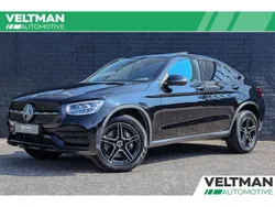 Zwart Gebruikt 2022 Mercedes GLC300 AMG line Coupé | € 48.795 (Super prijs)