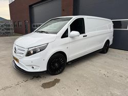 Wit Gebruikt 2023 Mercedes Vito MPV | € 29.995 (Eerlijke prijs)