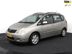 Grijs Gebruikt 2004 Toyota Corolla Verso Sol MPV | € 2.999 (Eerlijke prijs)