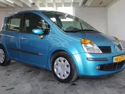 Blauw Gebruikt 2005 Renault Modus Dynamique MPV | € 1.400 (Eerlijke prijs)