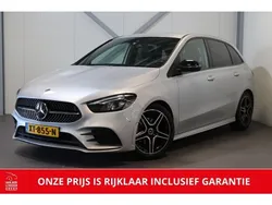 Grijs Gebruikt 2019 Mercedes B180 AMG MPV | € 24.995 (Eerlijke prijs)