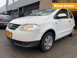 Wit, andere lak Gebruikt 2011 VW Fox Trendline Hatchback | € 2.195 (Iets duurder)