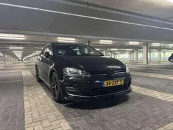 Zwart Gebruikt 2013 VW Golf VII Highline Hatchback | € 6.200 (Eerlijke prijs)