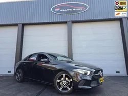 Zwart Gebruikt 2020 Mercedes A180 Business Sedan | € 23.900 (Goede deal)