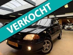 Zwart Gebruikt 2002 Suzuki Swift Hatchback | € 699