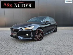 Zwart, metallic lak Gebruikt 2023 Cupra Leon Stationwagen | € 41.950 (Duur)