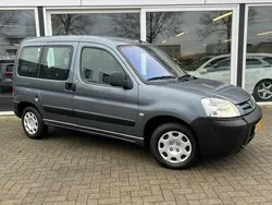 Grijs Gebruikt 2006 Peugeot Partner MPV | € 3.950