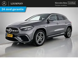 Berggrijs metaalkleur metallic Gebruikt 2024 Mercedes GLA250 AMG SUV | € 47.945 (Eerlijke prijs)