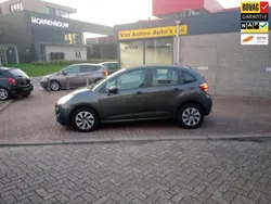Grijs Gebruikt 2016 Citroën C3 Attraction Hatchback | € 5.950 (Eerlijke prijs)