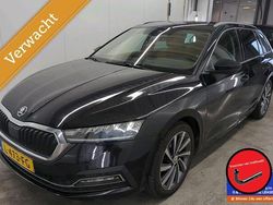 Zwart Gebruikt 2021 Skoda Octavia Business Line Stationwagen | € 21.999 (Duur)