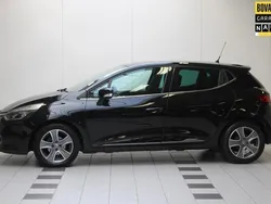 Zwart Gebruikt 2015 Renault Clio IV Night&Day Hatchback | € 9.950 (Eerlijke prijs)