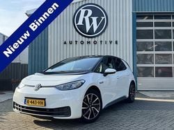 Wit Gebruikt 2020 VW ID.3 Life Hatchback | € 14.950 (Super prijs)