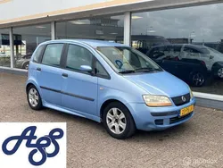 Blauw Gebruikt 2004 Fiat Idea MPV | € 650 (Eerlijke prijs)
