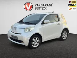 Wit Gebruikt 2009 Toyota iQ Comfort Hatchback | € 5.950 (Eerlijke prijs)