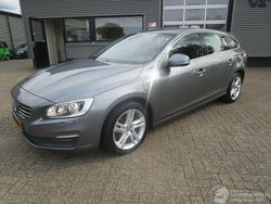 Grijs Gebruikt 2016 Volvo V60 Stationwagen | € 8.950